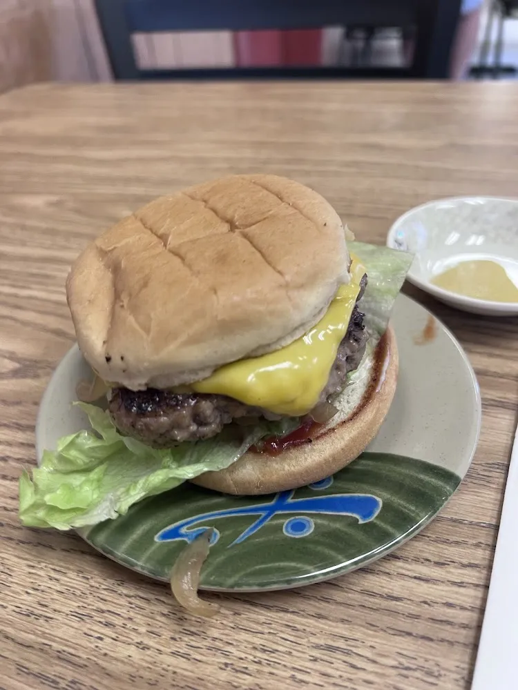Cheeseburger Deluxe with Grilled Onions